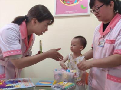 蓮都嬰幼兒照護(hù)服務(wù)中心成立，3歲以下幼兒照護(hù)難題迎刃而解