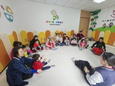 聚焦“百千萬(wàn)工程” | 東曉街道打造“一老一小”幸福生活圈，嬰幼兒照護(hù)服務(wù)托起穩(wěn)穩(wěn)的幸福
